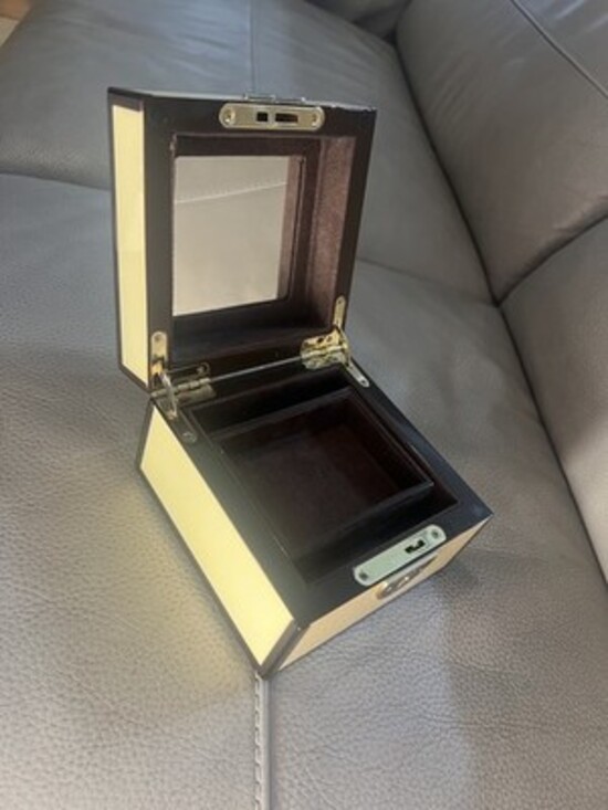 Henri Bendel New York Shopper Girl Jewelry Box Case Mirror Resin brown Vintage - Picture 4 of 4